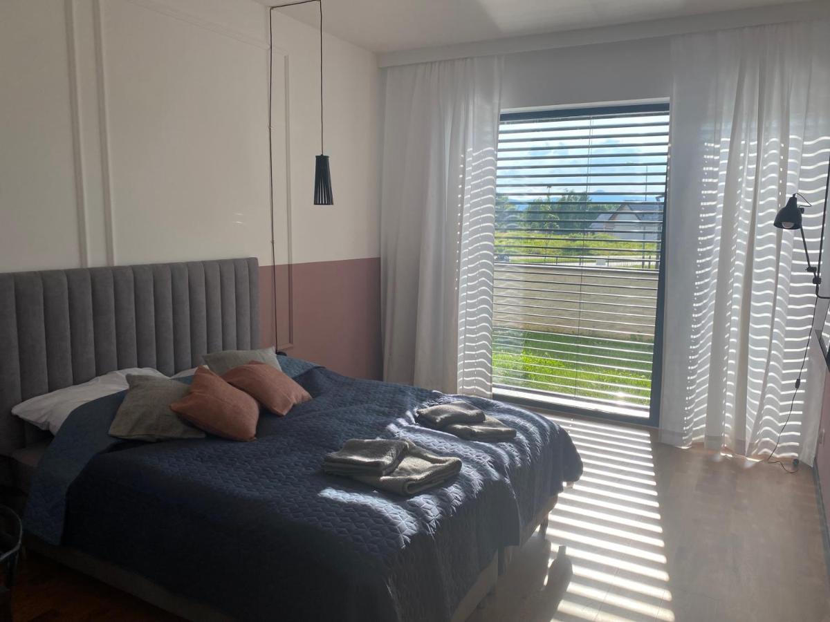 Апартаменты Apartament Panorama Park***** Еленя-Гура Экстерьер фото
