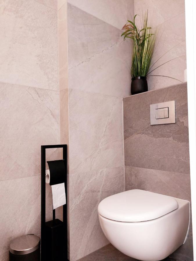 Апартаменты Apartament Panorama Park***** Еленя-Гура Экстерьер фото