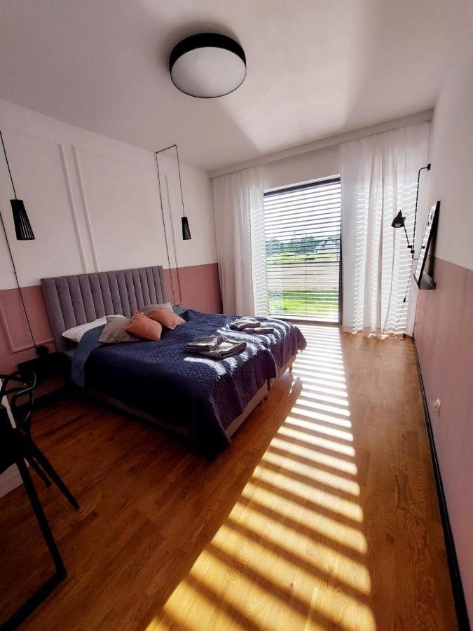 Апартаменты Apartament Panorama Park***** Еленя-Гура Экстерьер фото